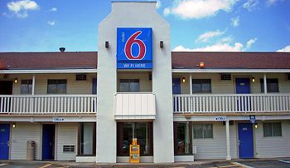 Motel 6 - Brattleboro, VT