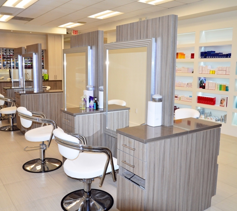 U Style Salon - Aventura, FL