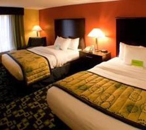 La Quinta Inn & Suites Louisville - Louisville, KY