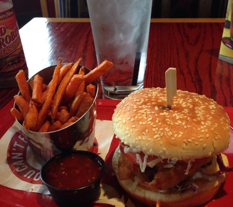 Red Robin Gourmet Burgers - Collierville, TN