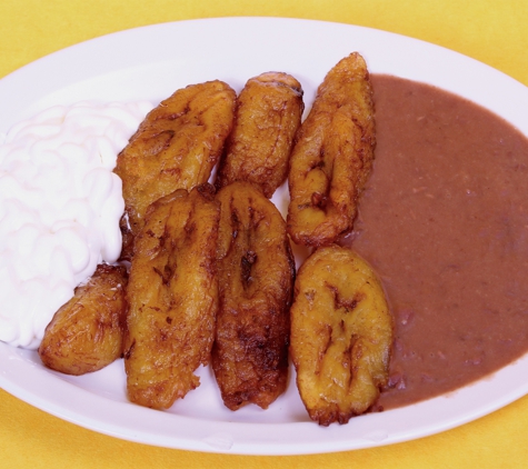 La Cocina Salvamex - Burien, WA. Fried Plantains with beans and sour cream.