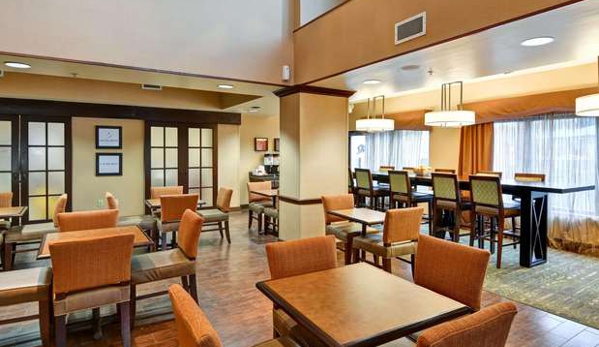 Doubletree by Hilton Jacksonville - Riverfront - Jacksonville, FL