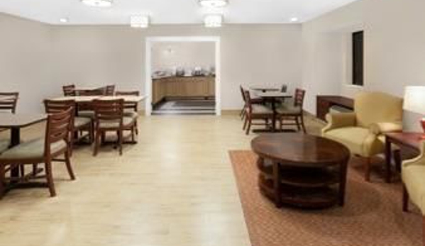 Baymont Inn & Suites - Gaylord, MI