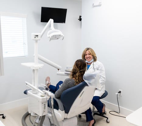 LP Dental & Cosmetic - Miami, FL