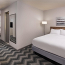 Hilton Houston North - Hotels