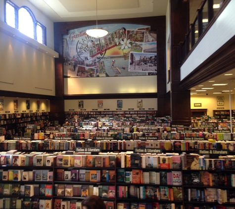 Barnes & Noble Booksellers - Metairie, LA