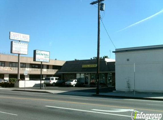 Valley Dental Center - Reseda, CA