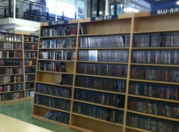 McKay Used Books & CD's - Knoxville, TN