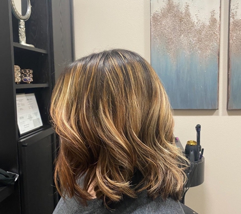 Catalyst Salons - Roseville, CA