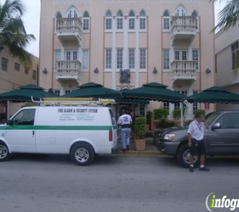 Fat Tuesday - Miami Beach, FL