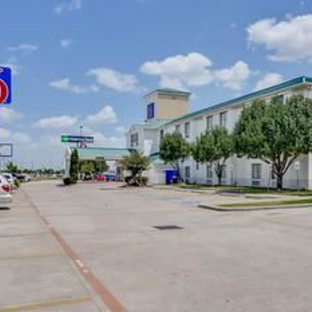 Motel 6 - Katy, TX