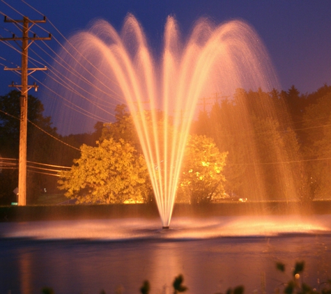 AQUA DOC Lake & Pond Management. 2HP Fountain