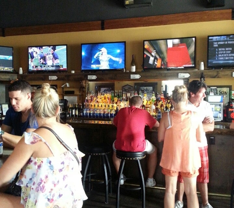Paddy Wagon Irish Pub - Tampa, FL