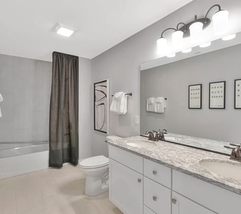 Winding Creek by Pulte Homes - Batavia, IL