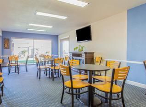 Days Inn by Wyndham Modesto - Modesto, CA