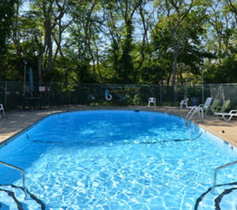 Captains Quarters Motel and Conference Center - Eastham, MA