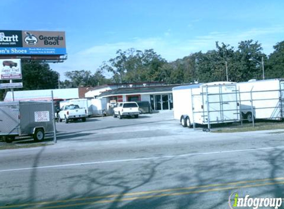 Fred's Truck Accessories & Trailers - Jacksonville, FL