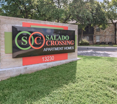 Salado Crossing Apartments In The Woods - San Antonio, TX