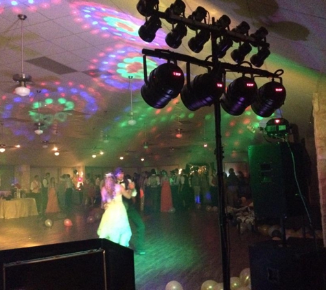 A#1 Karaoke & DJ Service - Rolla, MO