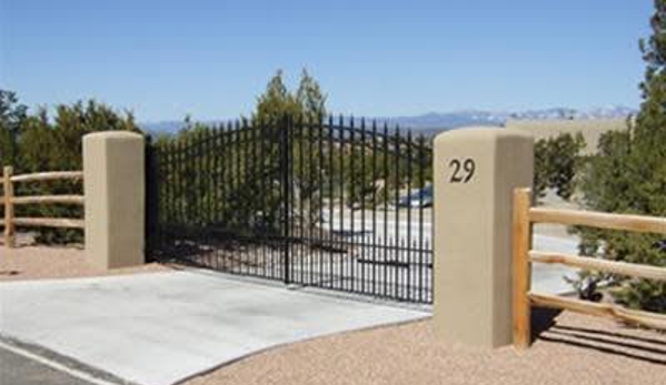 Amazing Gates Of America - Albuquerque, NM