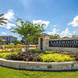 Lakewood Apartments - Pflugerville, TX