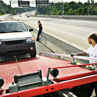 Leader Towing & Transport - Milwaukee, WI