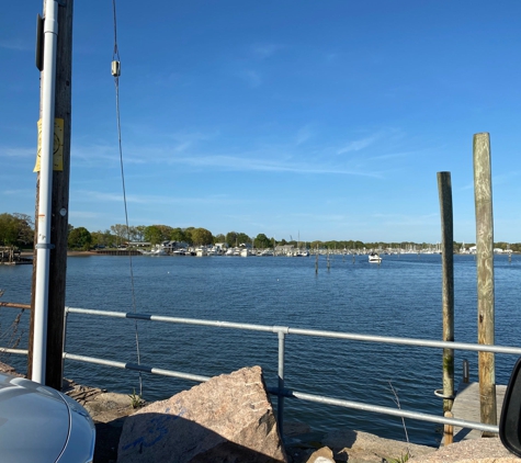 Goodsell Point Marina - Branford, CT