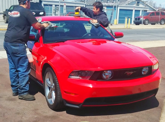 Lee Myles Professional Car Cleaners - Reading, PA