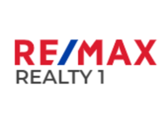 Bruce E Johnson - RE/MAX Realty 1 - Moorhead, MN