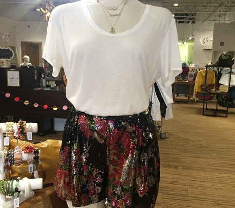 Rung Boutique - Saint Louis, MO