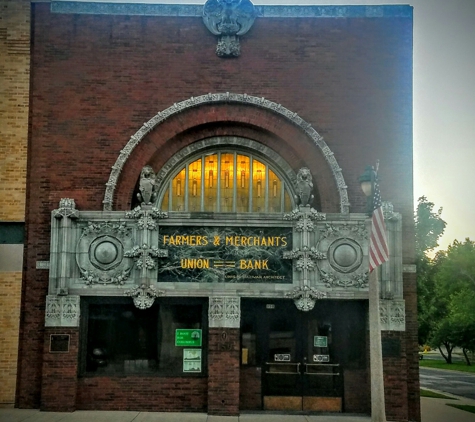 Farmers & Merchants Union Bank - Columbus, WI