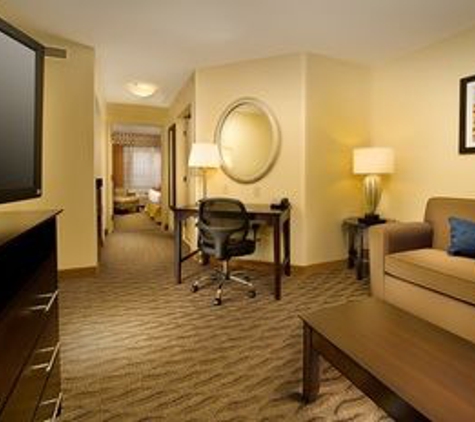 Holiday Inn Express & Suites Manassas - Manassas, VA