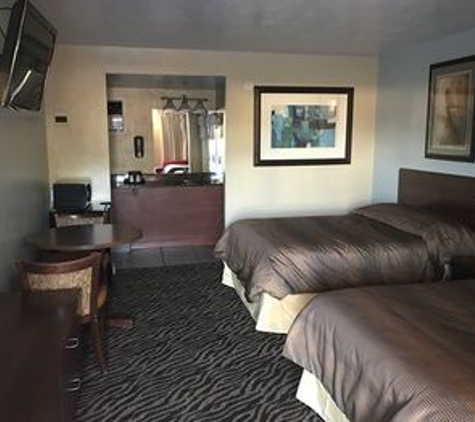 Immokalee Inn - Immokalee, FL