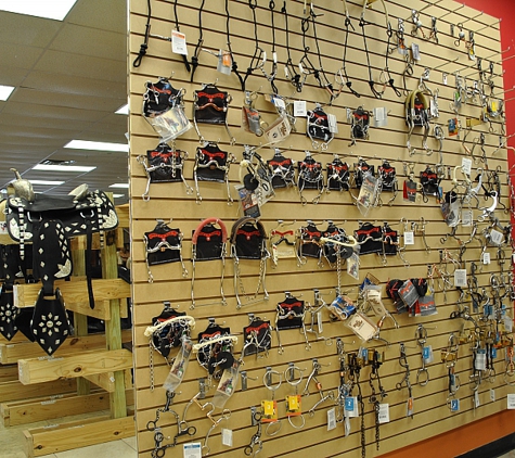 Hilason Tack & Equine Supplies - Stafford, TX