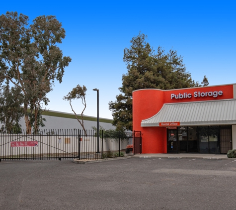 Public Storage - Union City, CA