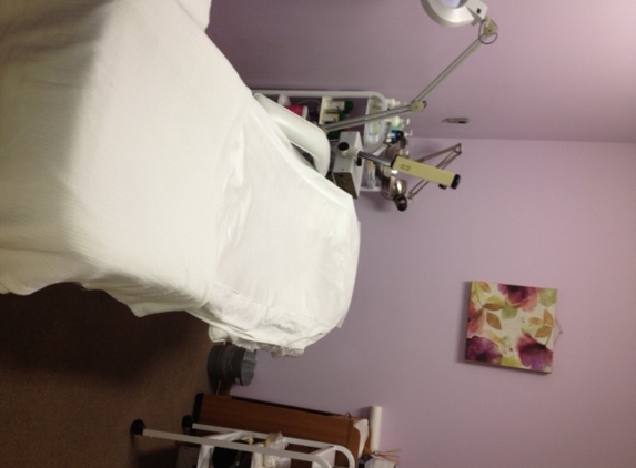 Instyle Hair Salon & Day Spa - Woodridge, IL