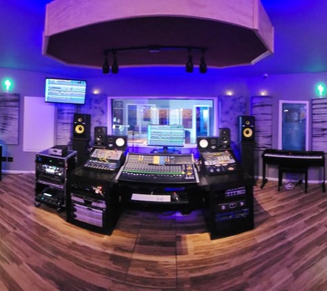 Premier Studios - Phoenix, AZ