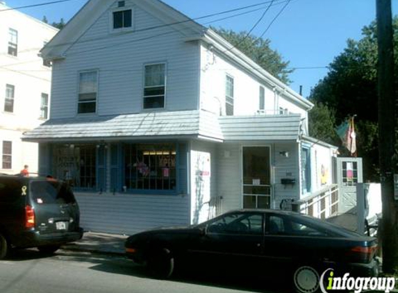 Captain Dusty's Ice Cream - Salem, MA