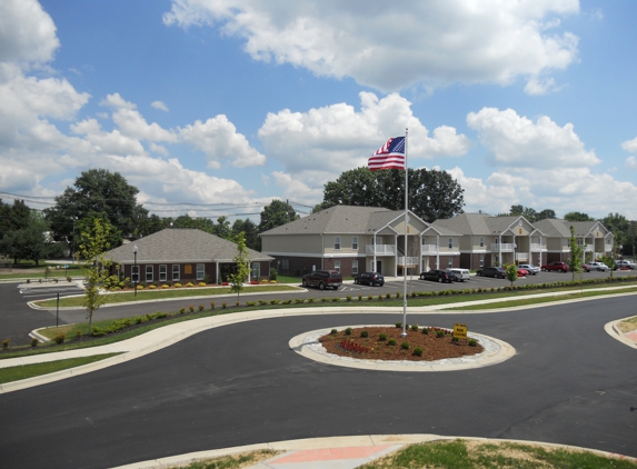 River Breeze Apartments - Louisville, KY