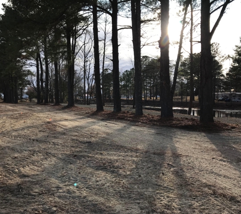 Treeside RV Park - Williamston, NC