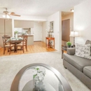 River Oaks Apartments & Townhomes - Apartments