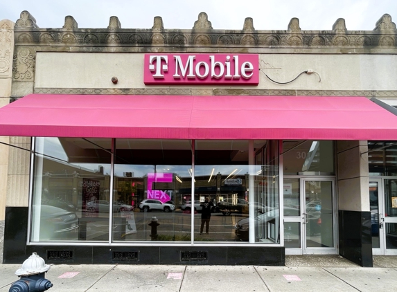 T-Mobile - Brookline, MA