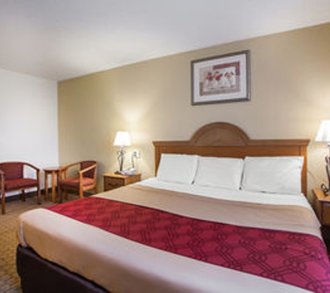 Econo Lodge - Bordentown, NJ