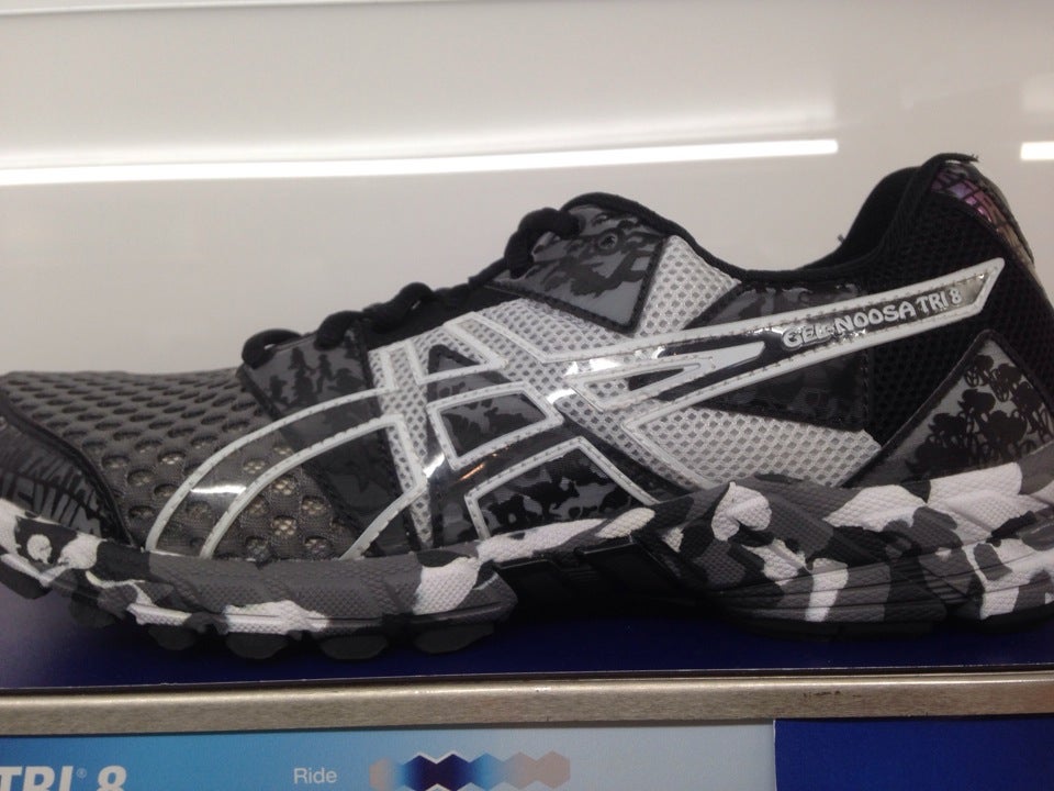 Asics sales outlet atlanta