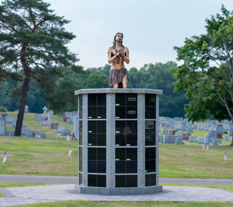 Saint James Cemetery - Manchester, CT