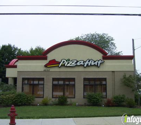 Pizza Hut - Cleveland, OH