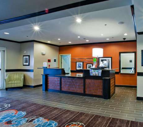 Hampton Inn & Suites Denison - Denison, TX