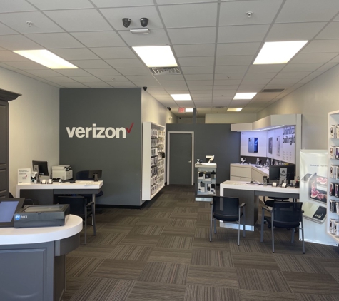 Verizon - Fort Myers, FL