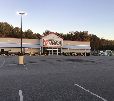 Tractor Supply Co - Fayetteville, NC