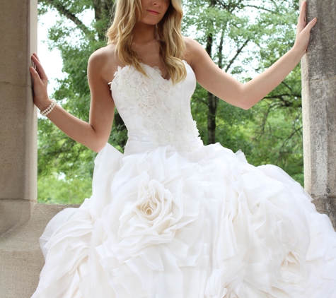 Lucio Vanni Bridal & Couture - Cleveland, OH